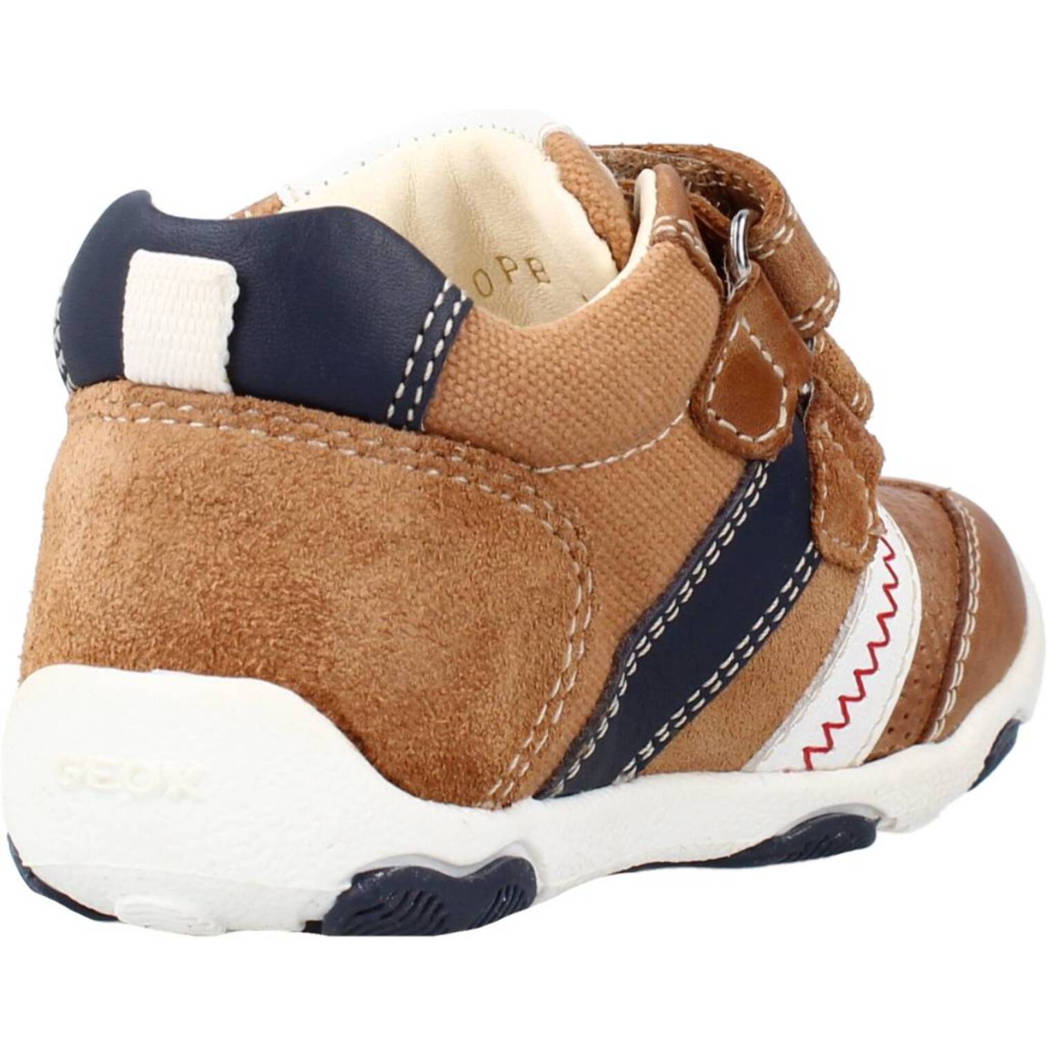 Zapatos Niño de la marca GEOX  modelo B N.BALU B. A MARRON