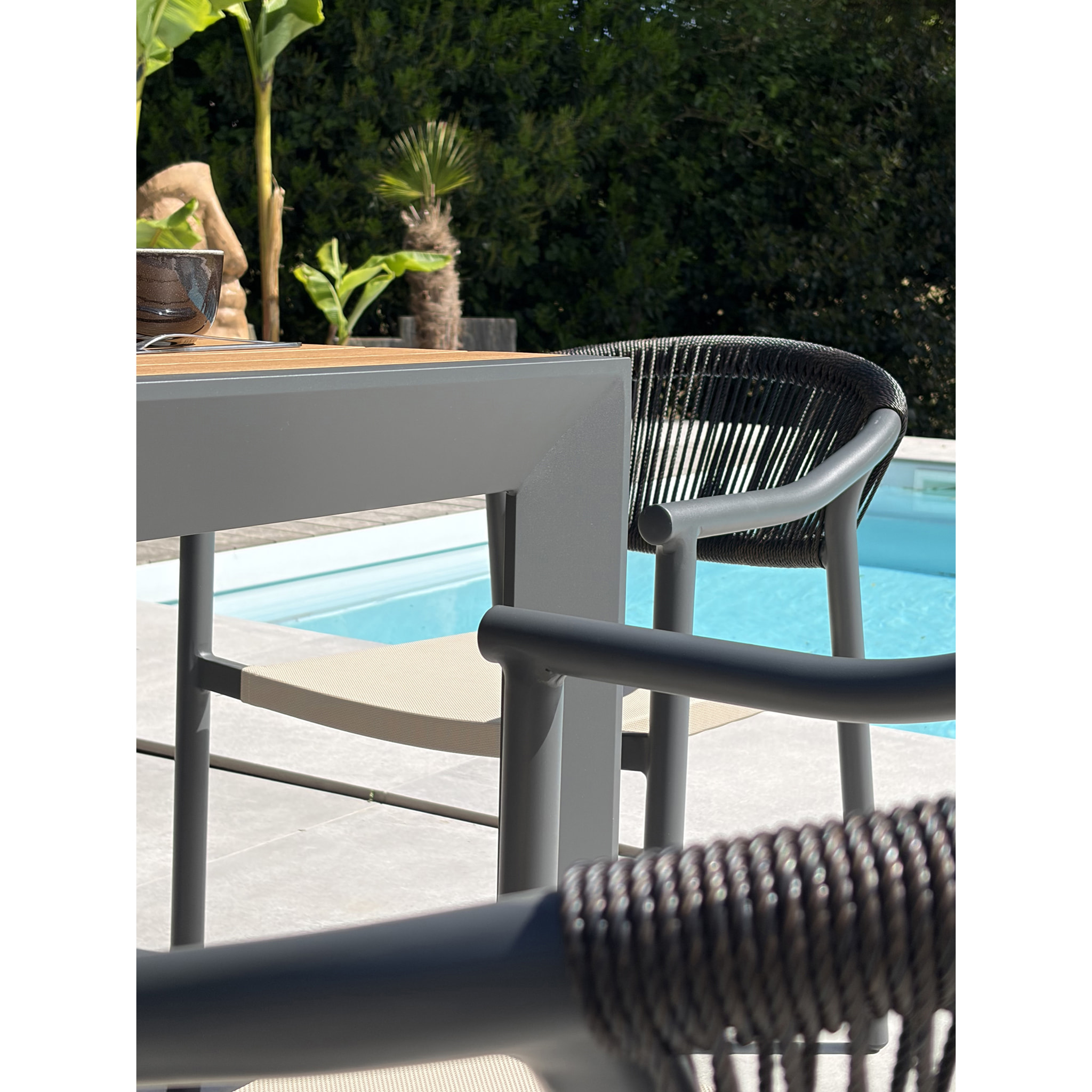 TONGA - Ensemble repas de jardin 6 places en alu