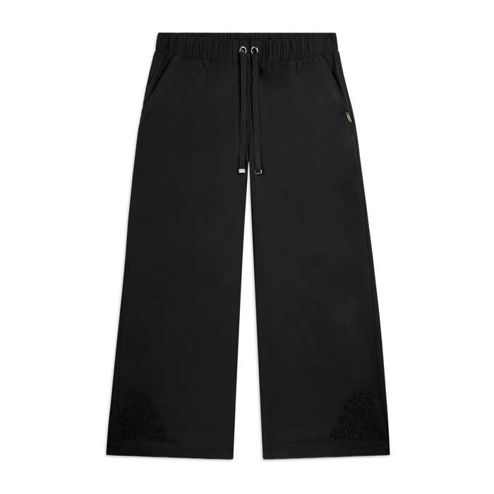 Pantaloni Cropped con Ricamo Floreale al Fondo