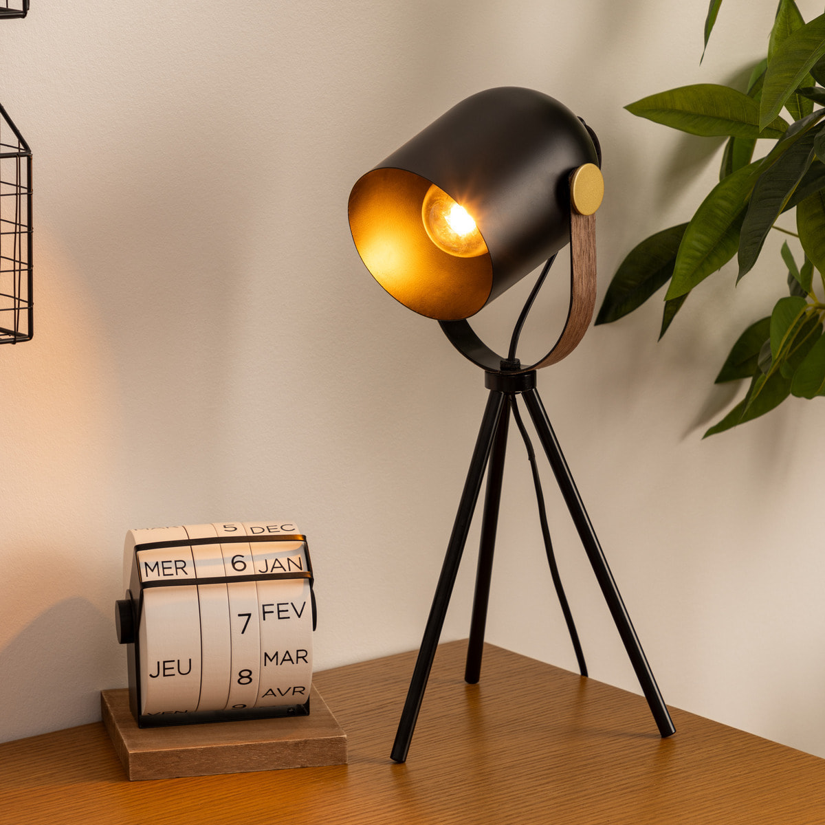 Lampe trépied "Bil" - noir - bois et doré - métal H45 cm
