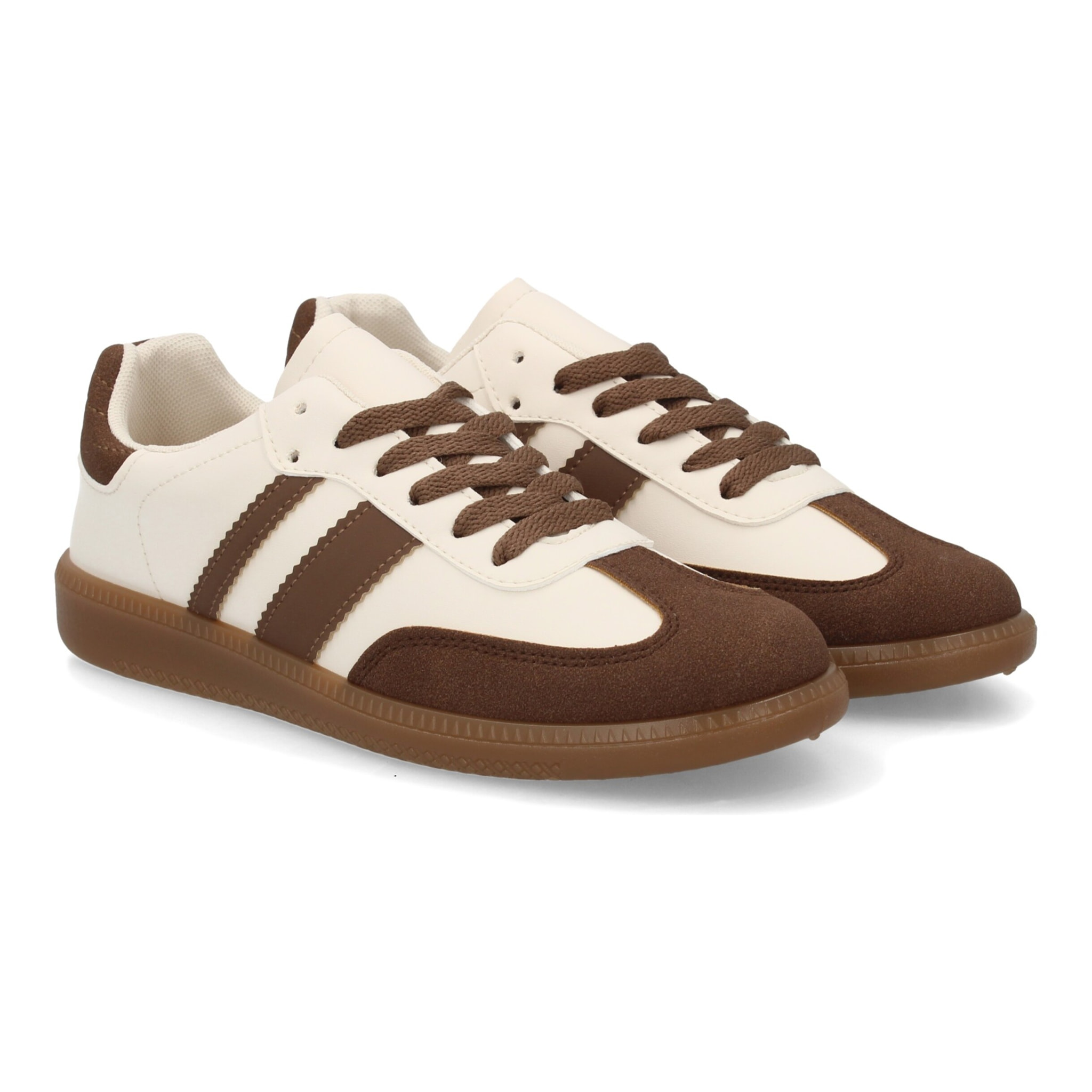 Zapatillas deportivas estilo retro casual.