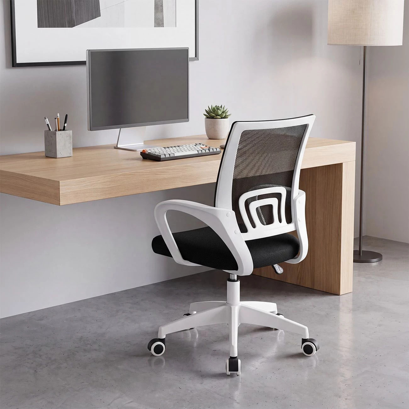 Silla de escritorio con respaldo transpirable en blanco y negro 84-94 cm Nika Blanco - Negro