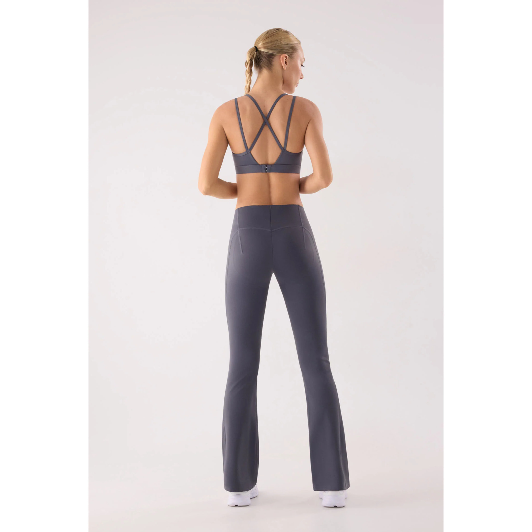 Pantalone sportivo flare
