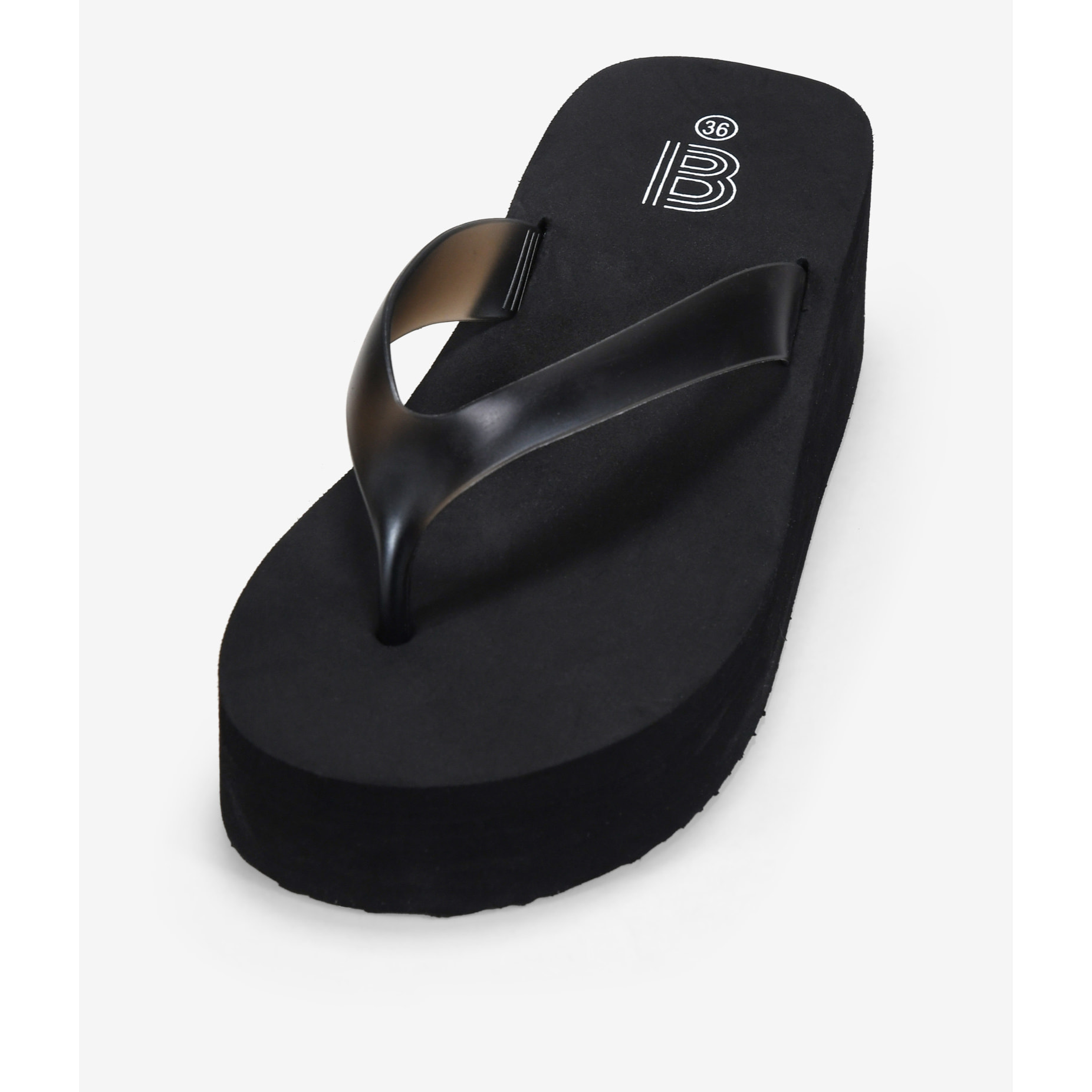 Sandalias de dedo negras con cuña