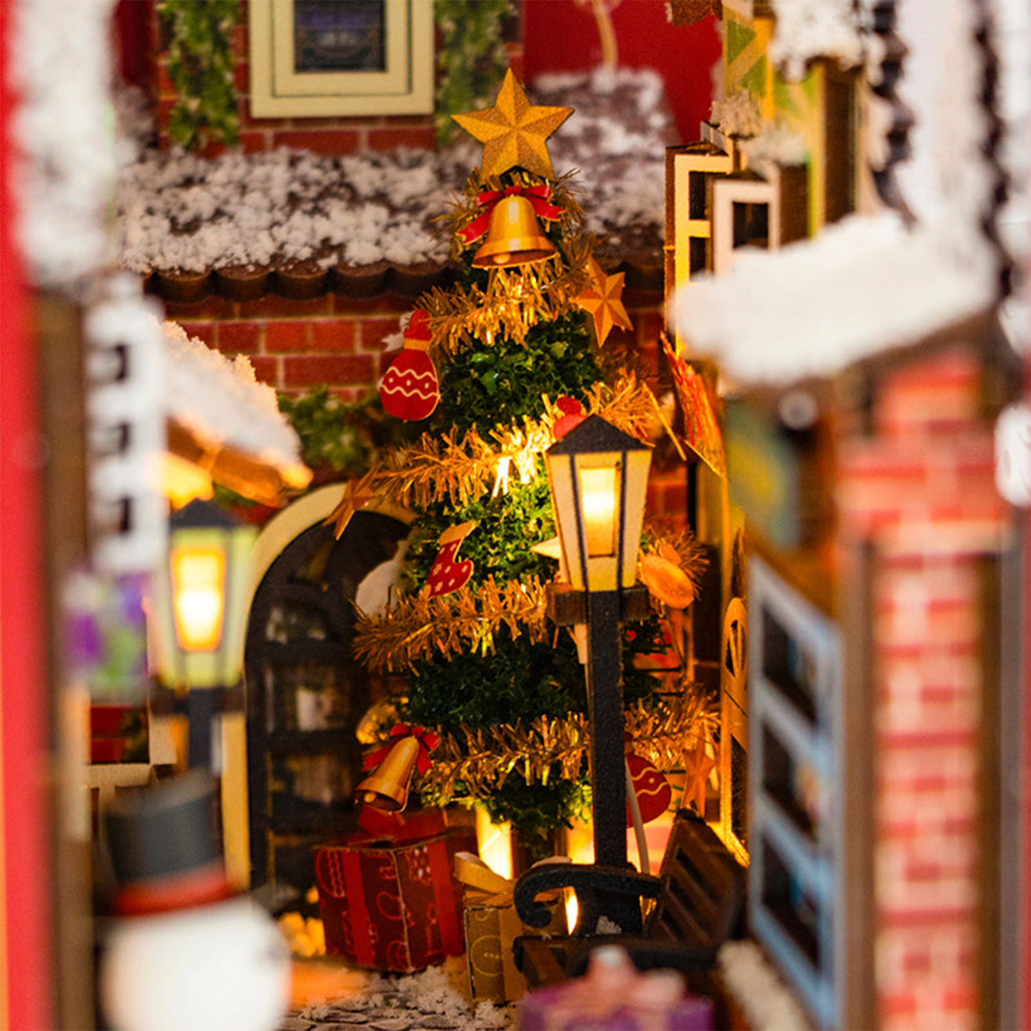 Invierno Navideño. Book Nook realista con gran detalle, cubierta y luces led.