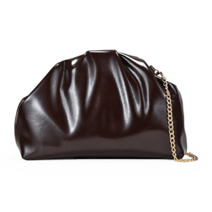 Bolso de mano marrón con boquilla