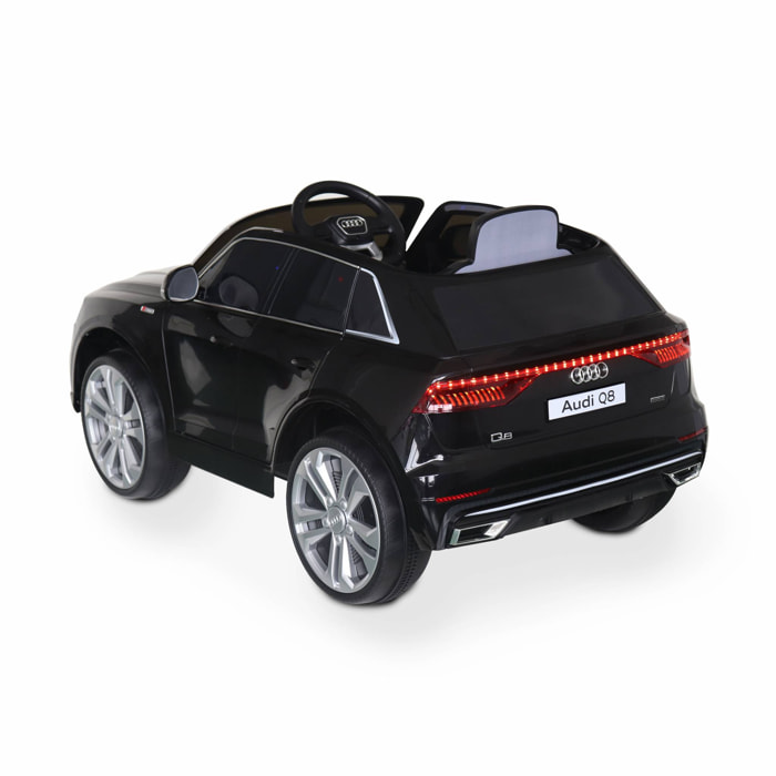AUDI Q8 Noir voiture électrique 12V. 1 place. 4x4 pour enfants avec autoradio et télécommande