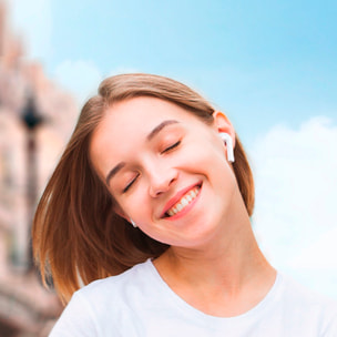 Cuffie TWS R6, Bluetooth 5.2. Controllo touch per musica e chiamate.