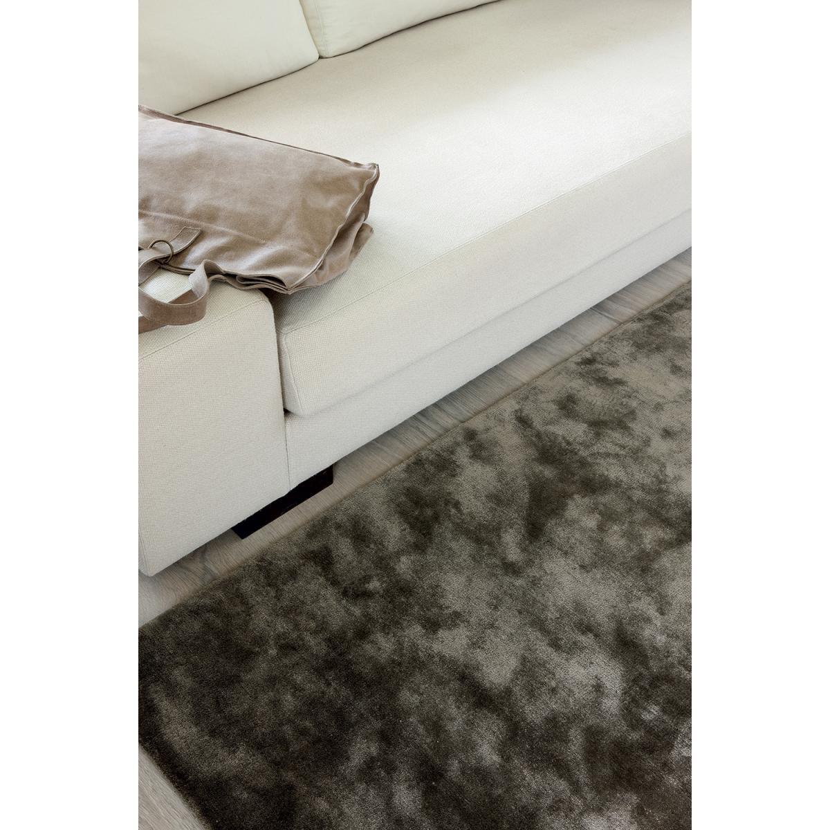 Tapis salon et chambre fait main en viscose motif uni ELWA