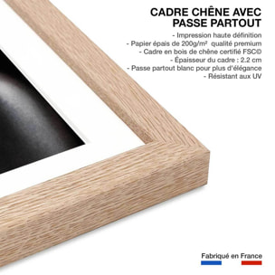 Affiche photo d'art girl turquoise Affiche + cadre en bois - Chêne