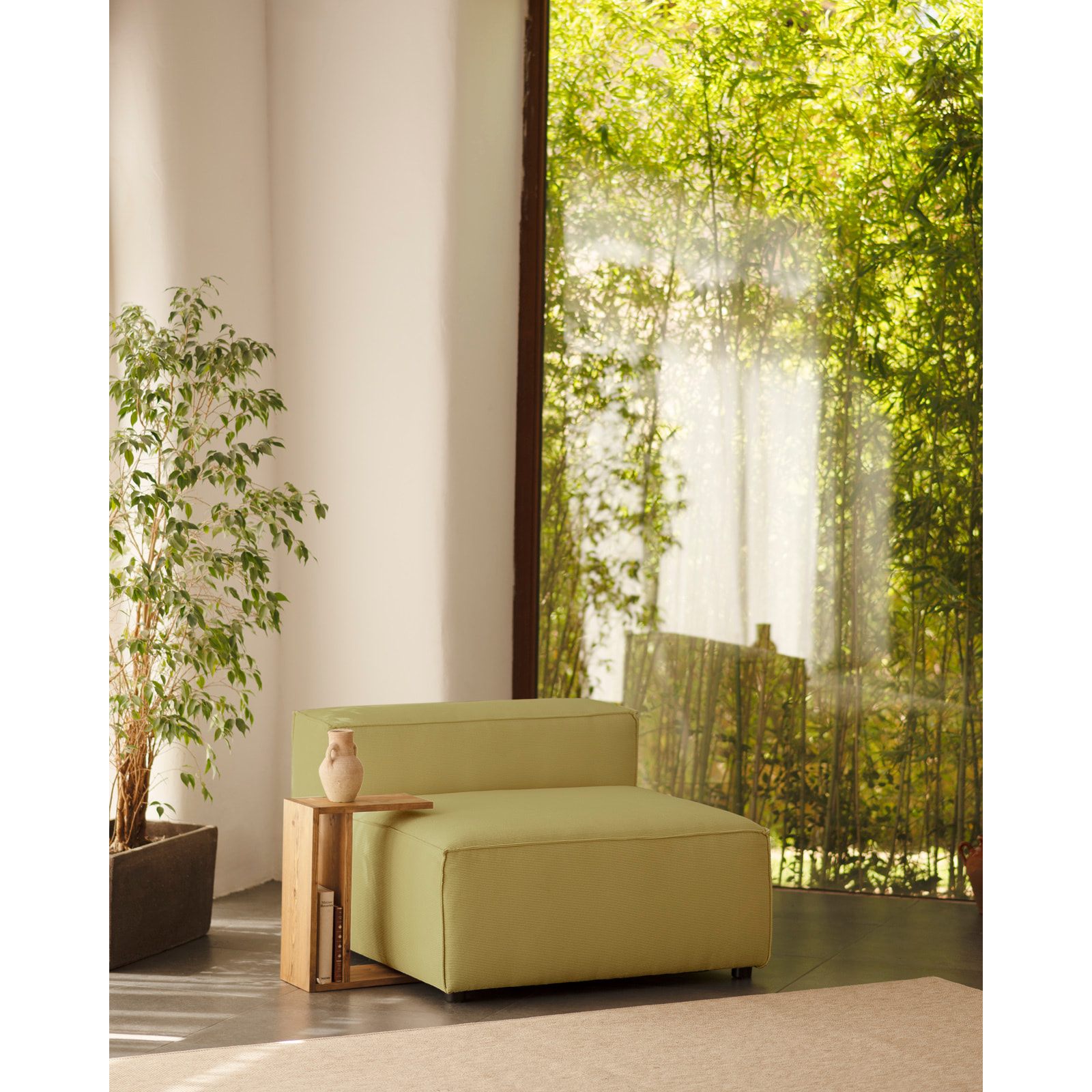 Fauteuil en velours côtelé couleur vert lime de 110x90cm Hauteur: 70 Longueur: 110 Largeur: 90