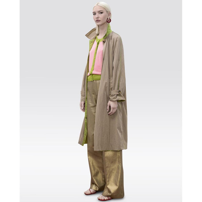 Trench reversibile in tessuto tecnico