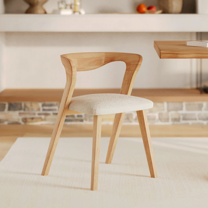 Chaise en bois d'hévéa clair et tissu bouclé crème - Vega