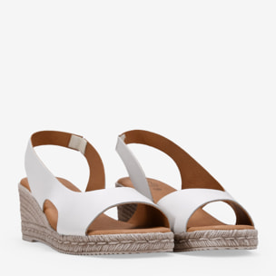 Sandalias de cuña blancas en piel