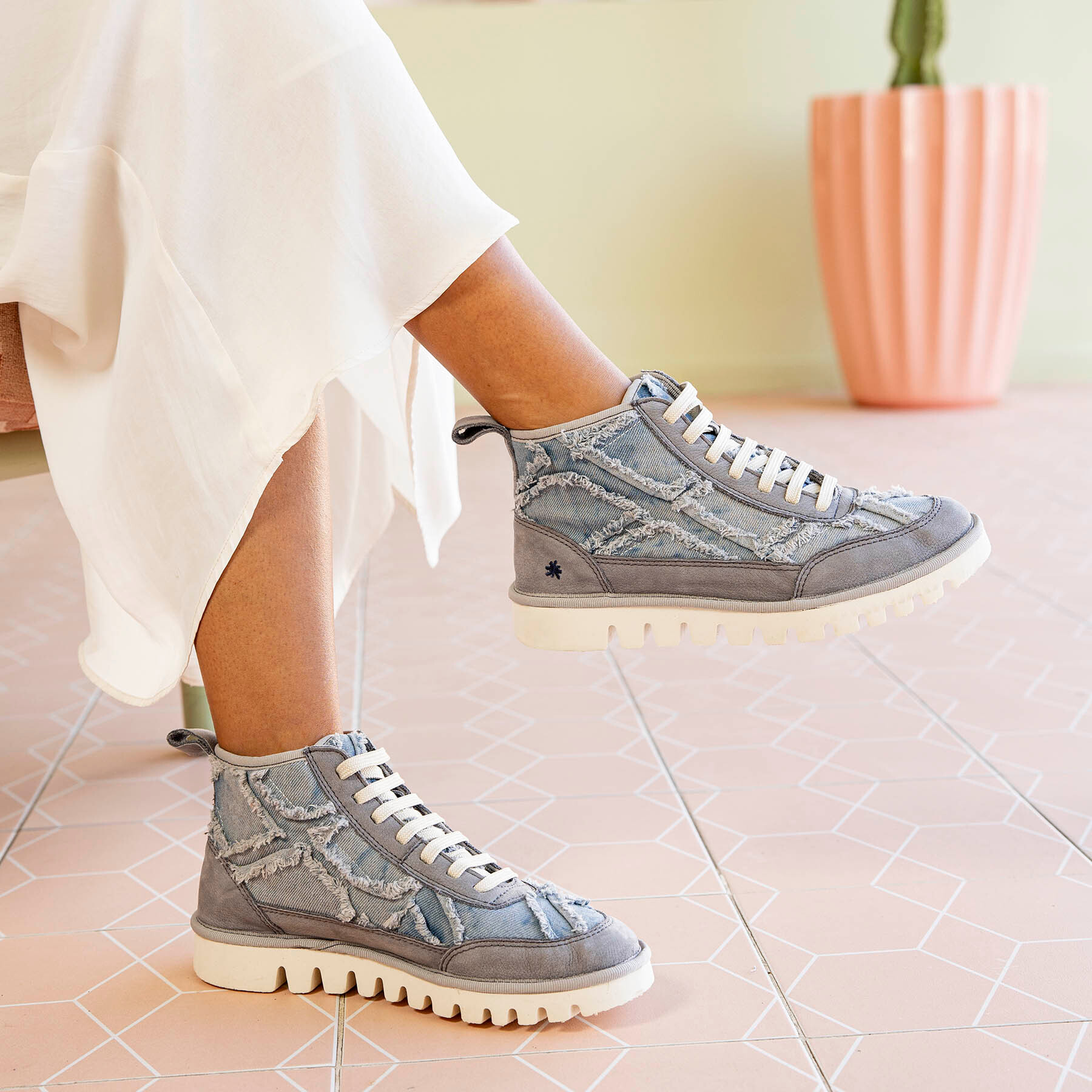 Botines 1598 JEANS WHITE/ ONTARIO color White