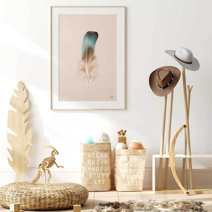 Affiche enfant plume bleue  Affiche + cadre en bois - Chêne