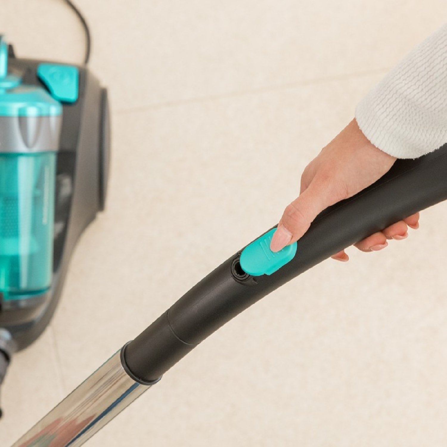 Cecotec Aspirateur-traîneau sans sac Conga RockStar Multicyclonic
