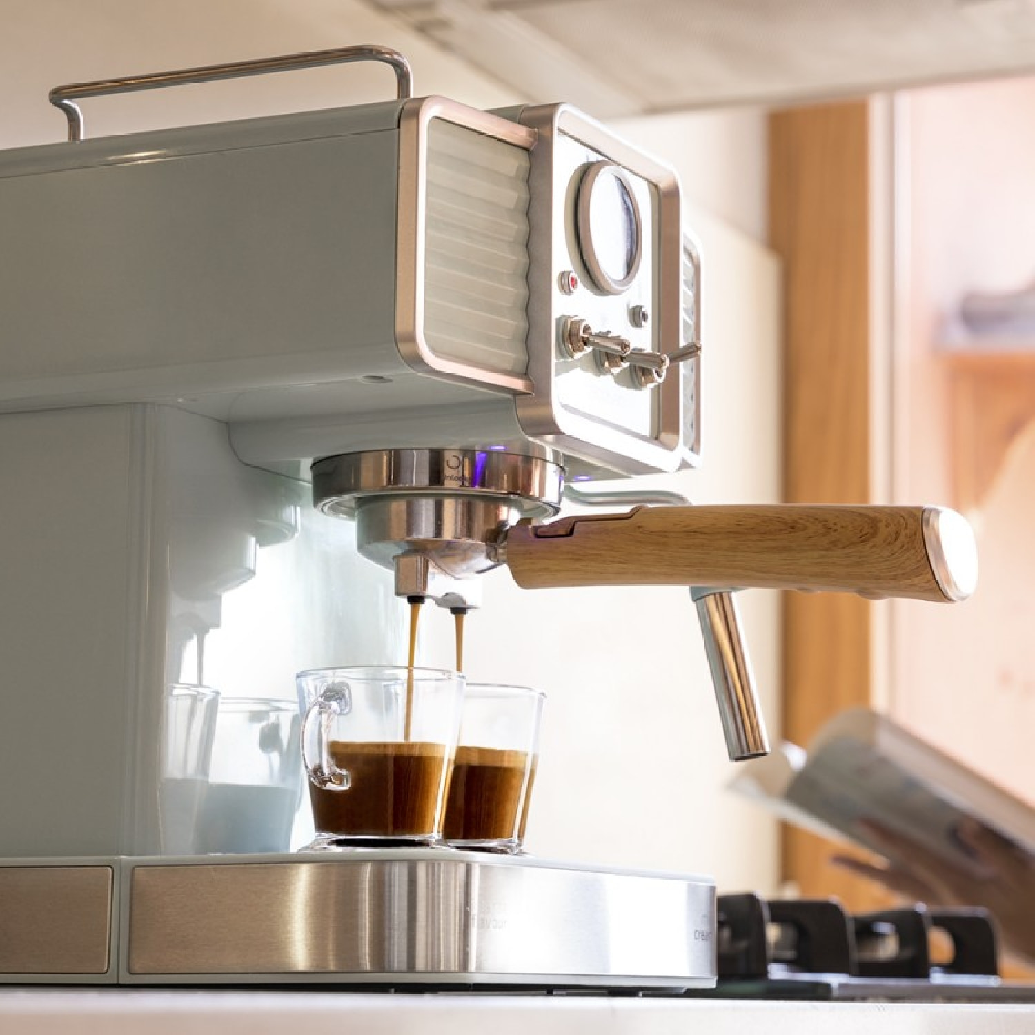 Cafetera Express Power Espresso 20 Tradizionale para espressos y cappuccinos, rá