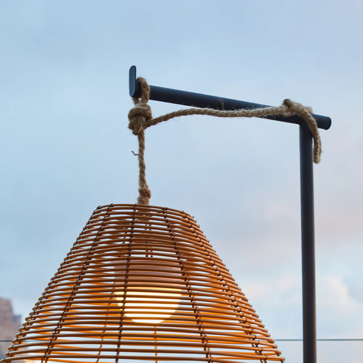 Pied support de lampe HOLD ME H1.5M