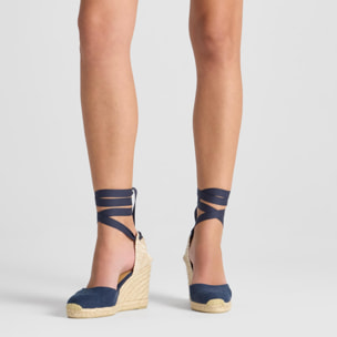 Alpargata de cuña 6 cm en lona de algodón con cintas al tobillo y talonera trenzada