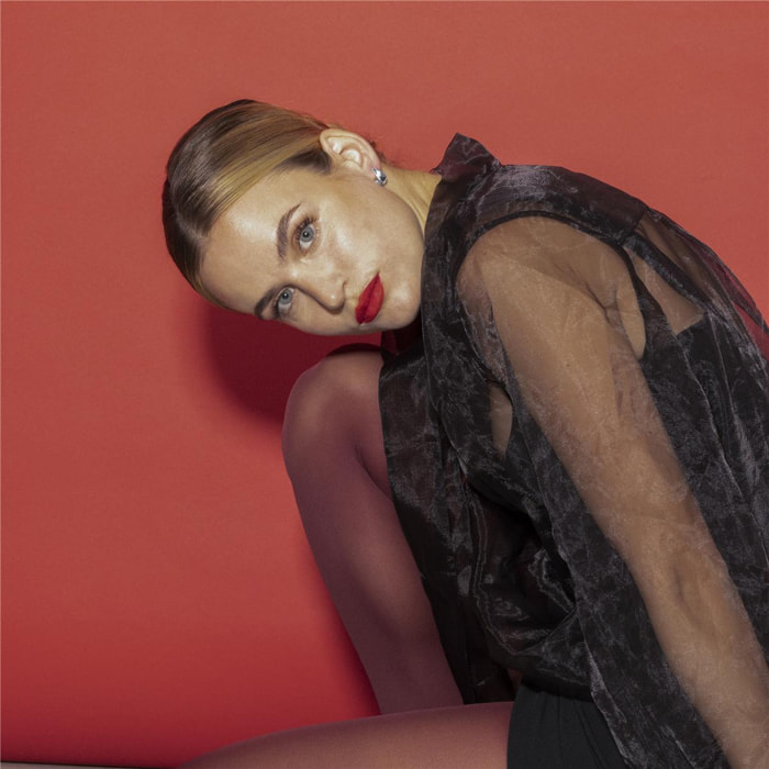 Pendientes con - acabado plata - Mickra