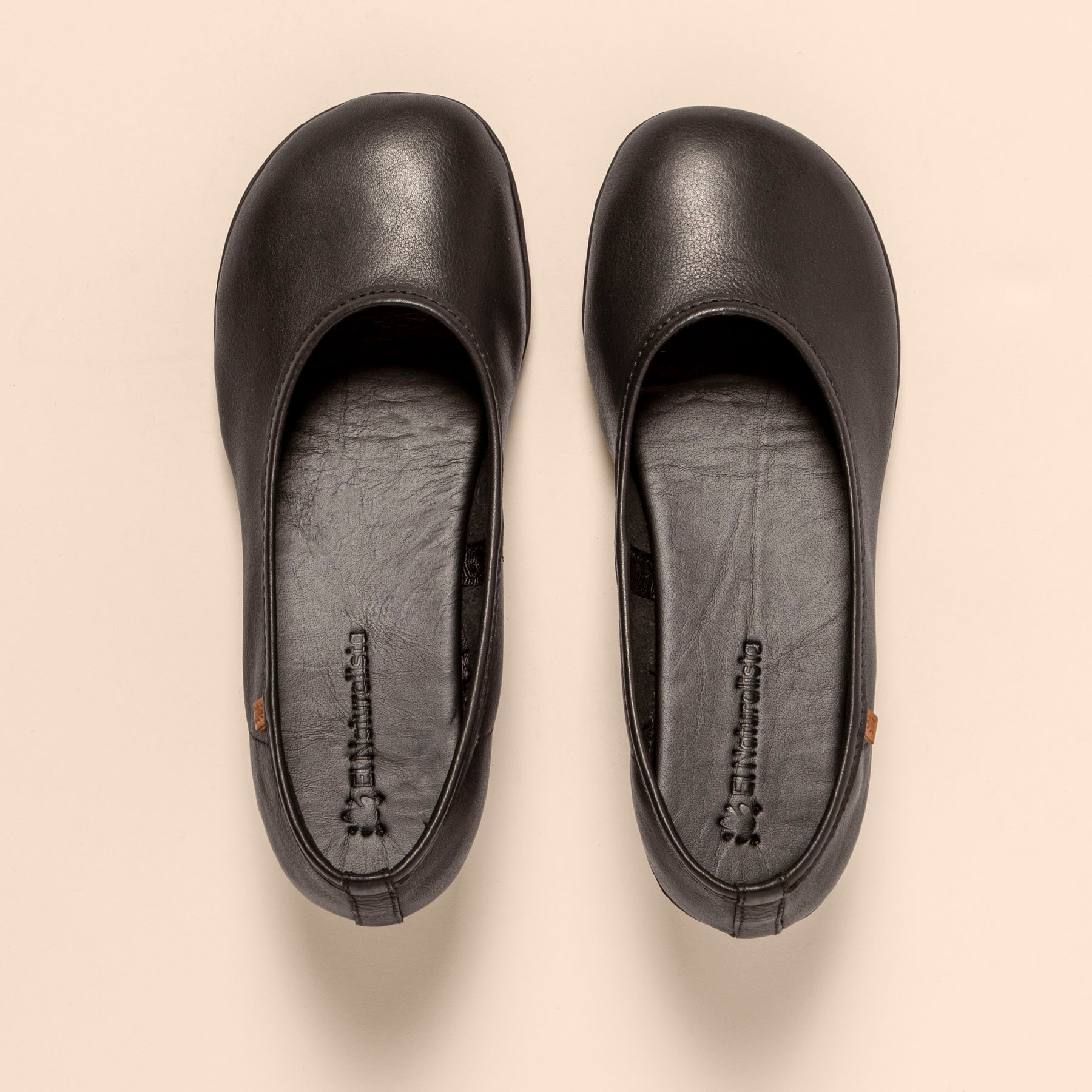 Zapatos con tacón N694 SOFT NAPPA BLACK/ ALMA color Black