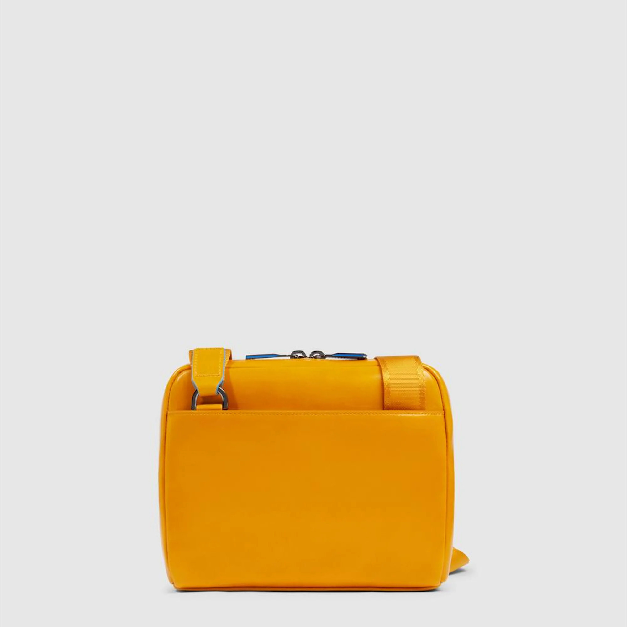 Piquadro Borsello in pelle schermato con protezione RFID