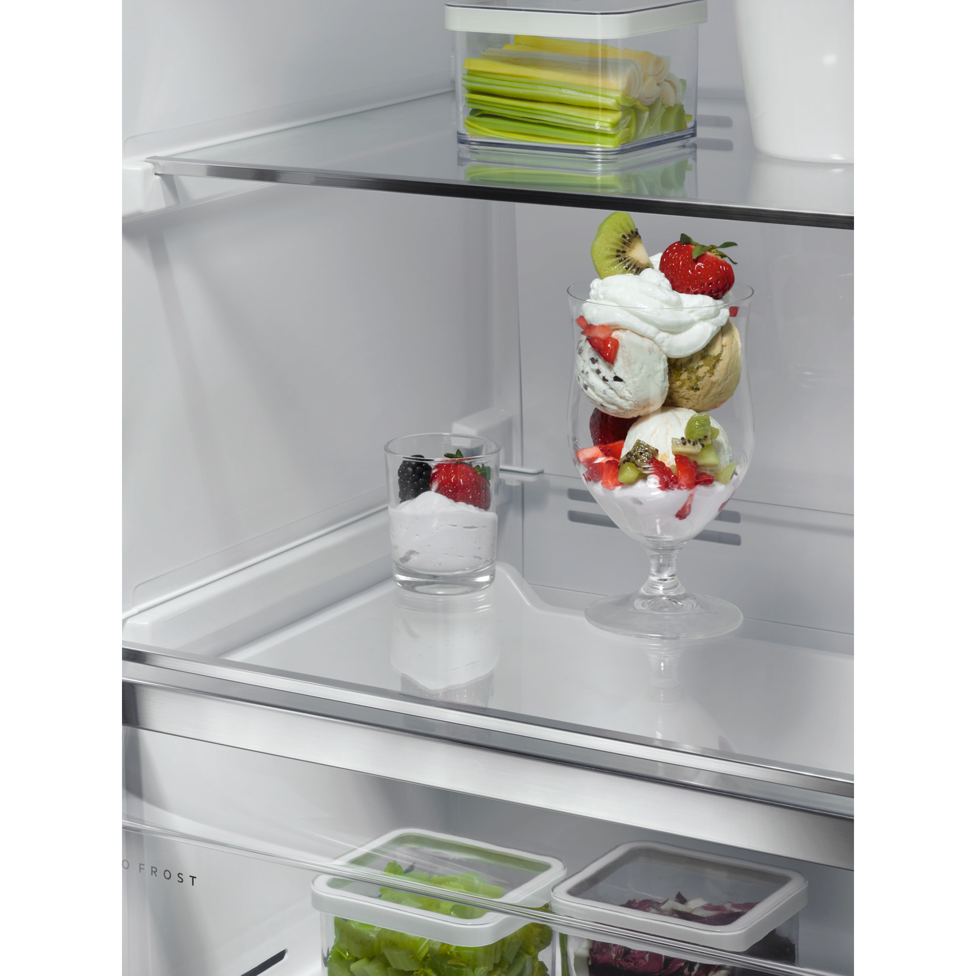 AEG Congelador vertical de libre instalación de 1860 mm OAG7M281EX | Reacondicionado