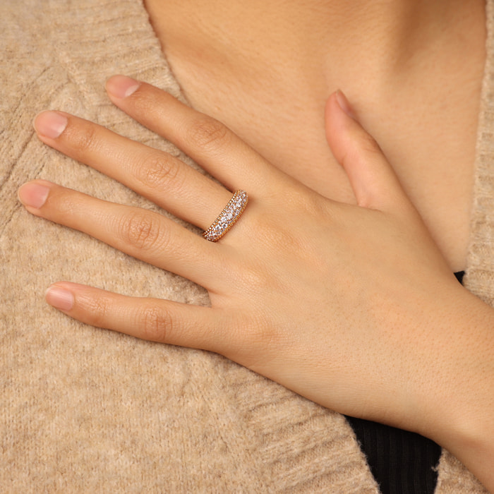 Anello Fedina placcato Oro Giallo 18Kt con Pavé di Cubic Zirconia e Bordi Lavorati