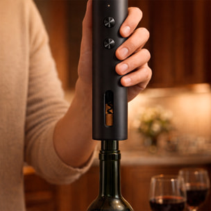 Abridor de botellas eléctrico EC-A con diseño elegante en negro mate, carga rápida y ventana transparente.