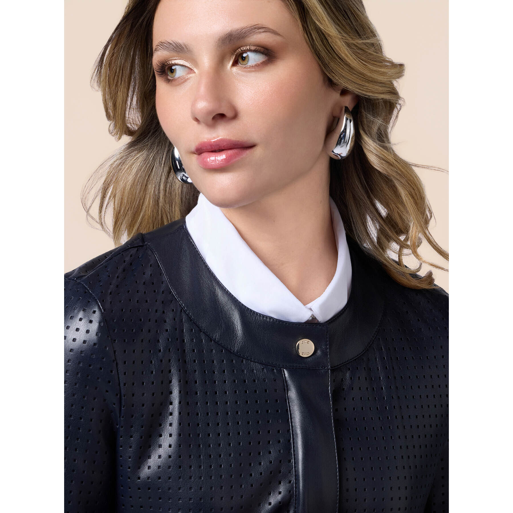 Oltre - Chaqueta corta calada - Azul