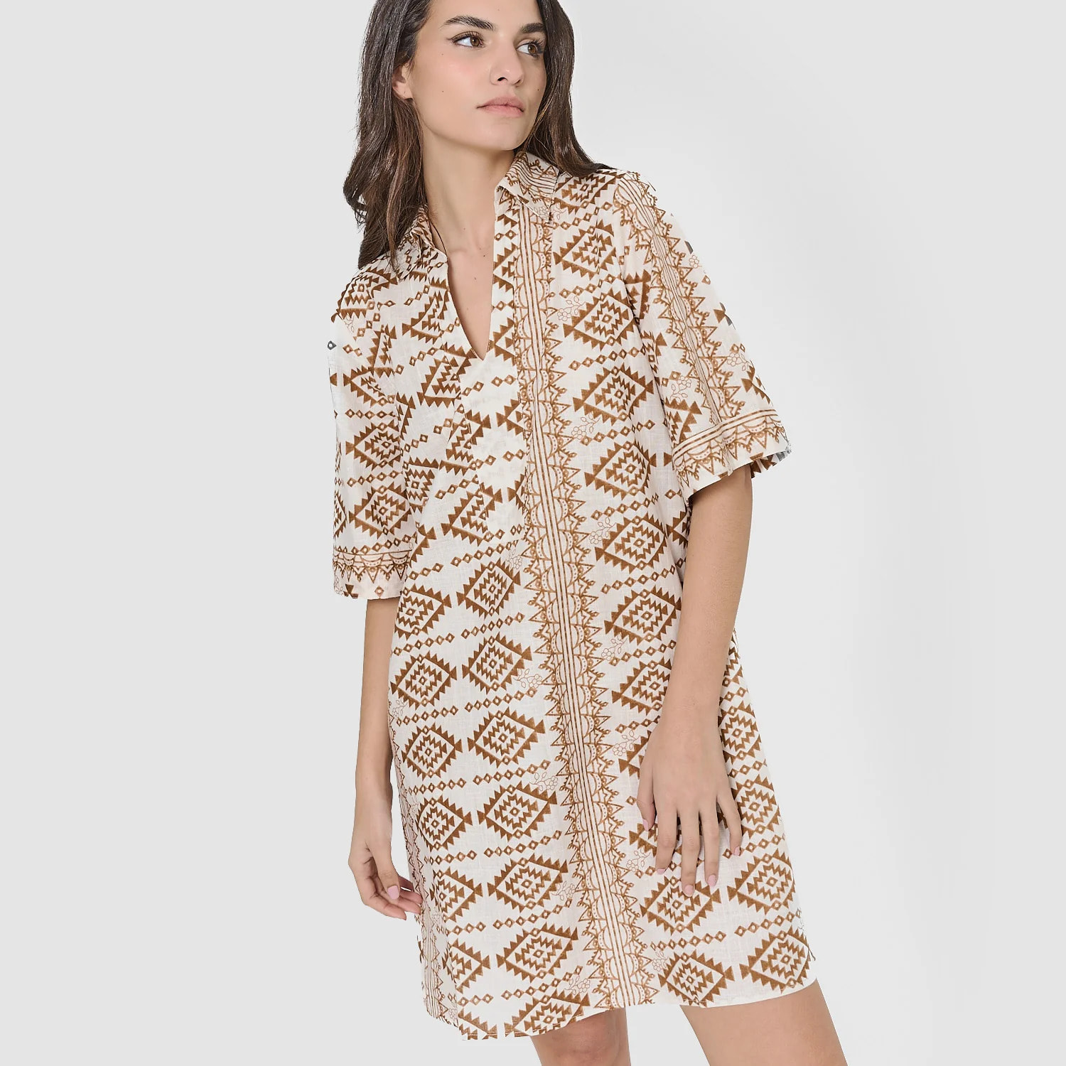 Vestido corto camisero hilo bora marrón