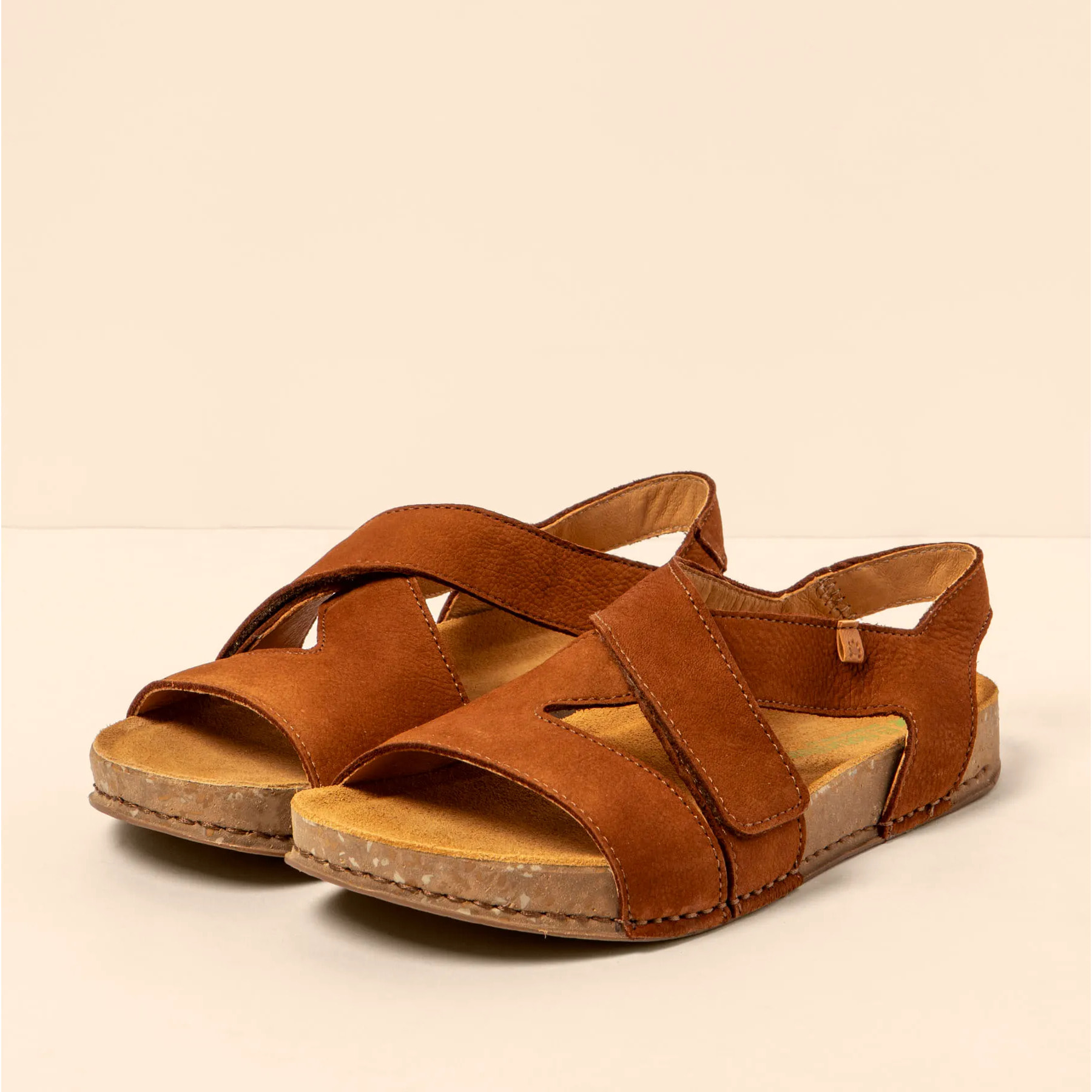 Sandalias N5799 NOBUCK LAVADO CUERO / BALANCE color Cuero