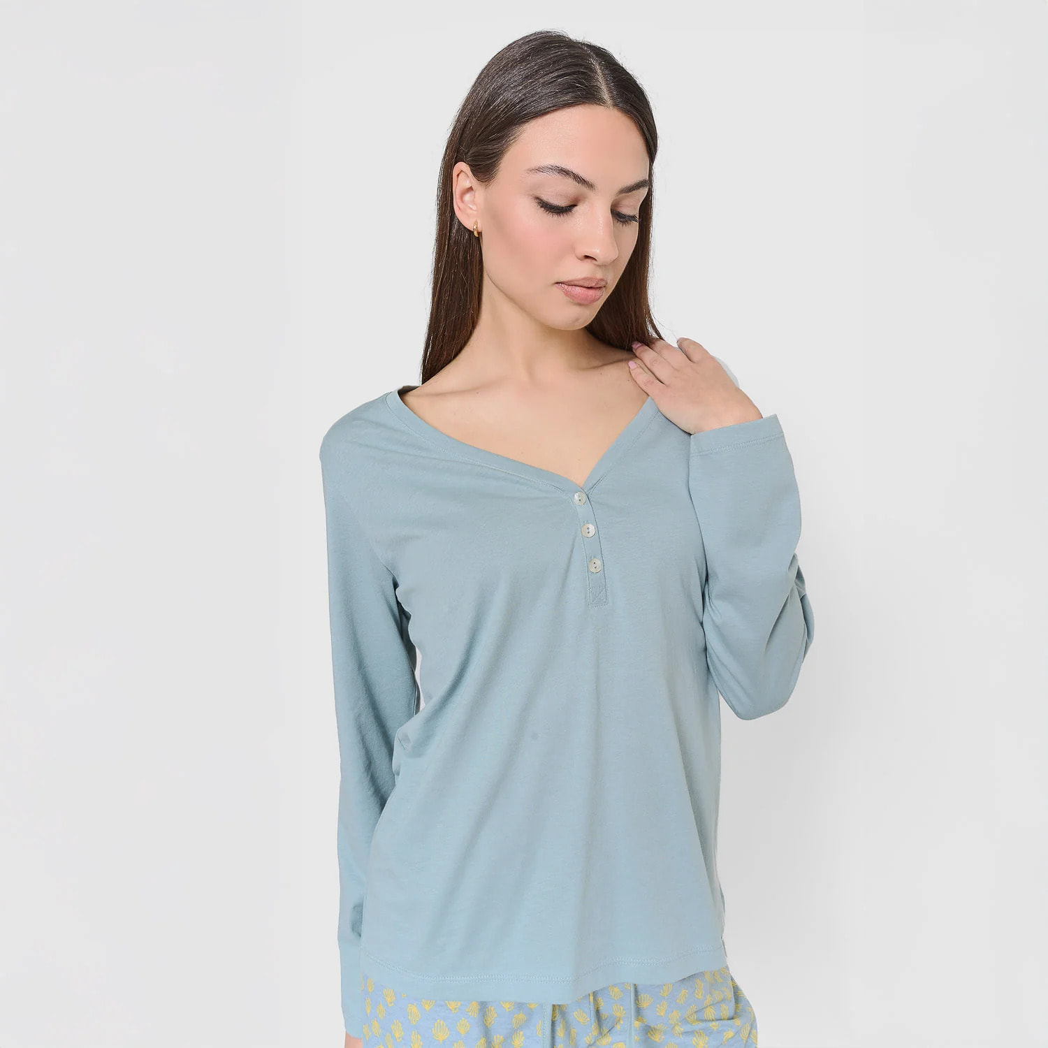 Pijama largo de algodón con escote pico eladia azul agua