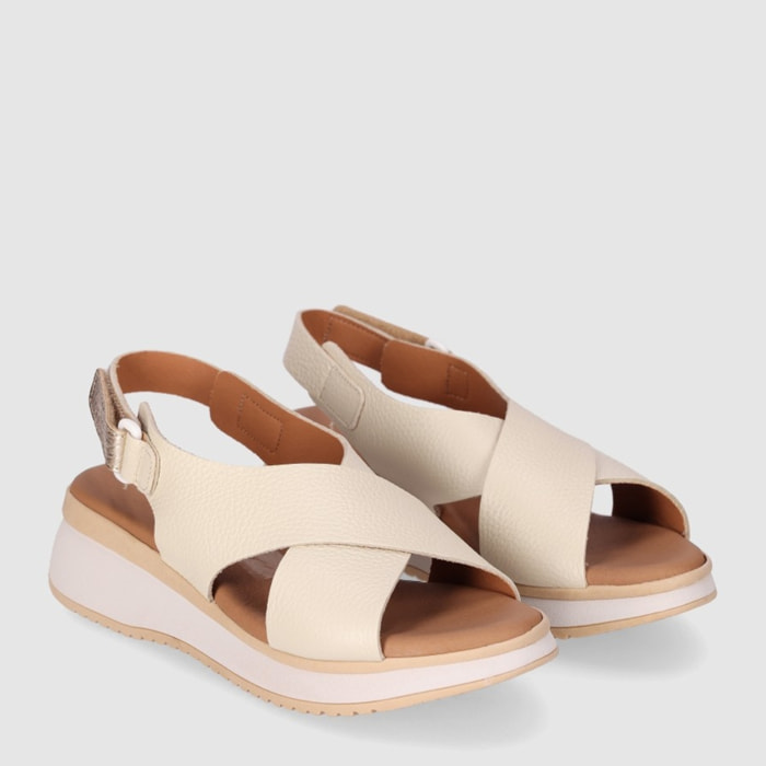 Sandalias de Piel - Hielo - Tacón: 4 cm