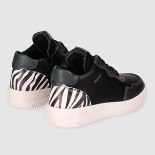 Deportivos de Piel - Negro - Tacón: Bajo