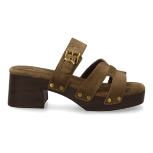 Sandalia pala mujer tacón ancho con tachuelas