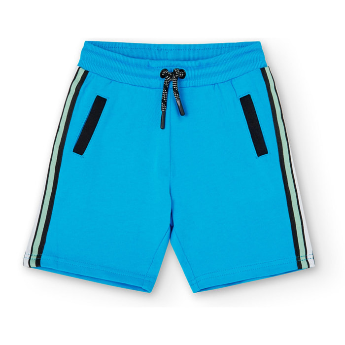 Bermuda en azul con cintura elástica y bolsillos