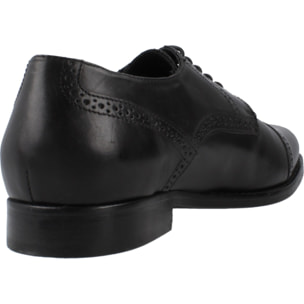 Zapatos de Vestir Hombre de la marca GEOX  modelo U HAMPSTEAD Black