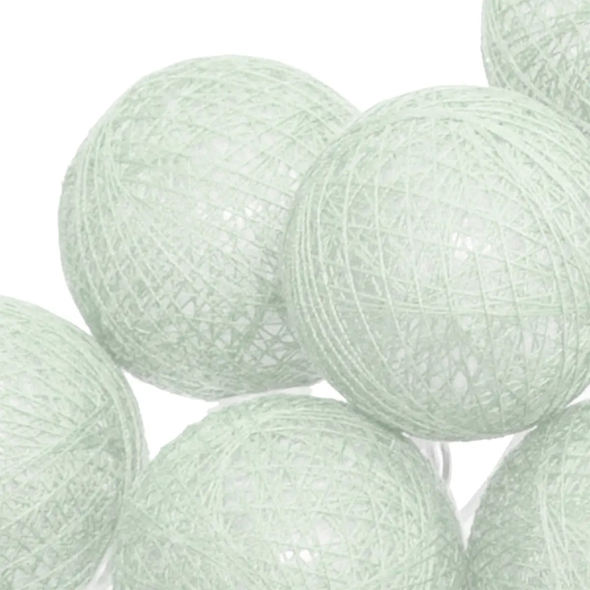 Guirlande LED 16 boules pile vert céladon L255cm