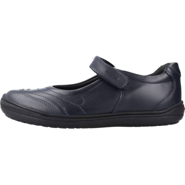 Colegiales Niña de la marca GEOX  modelo J HADRIEL AZUL