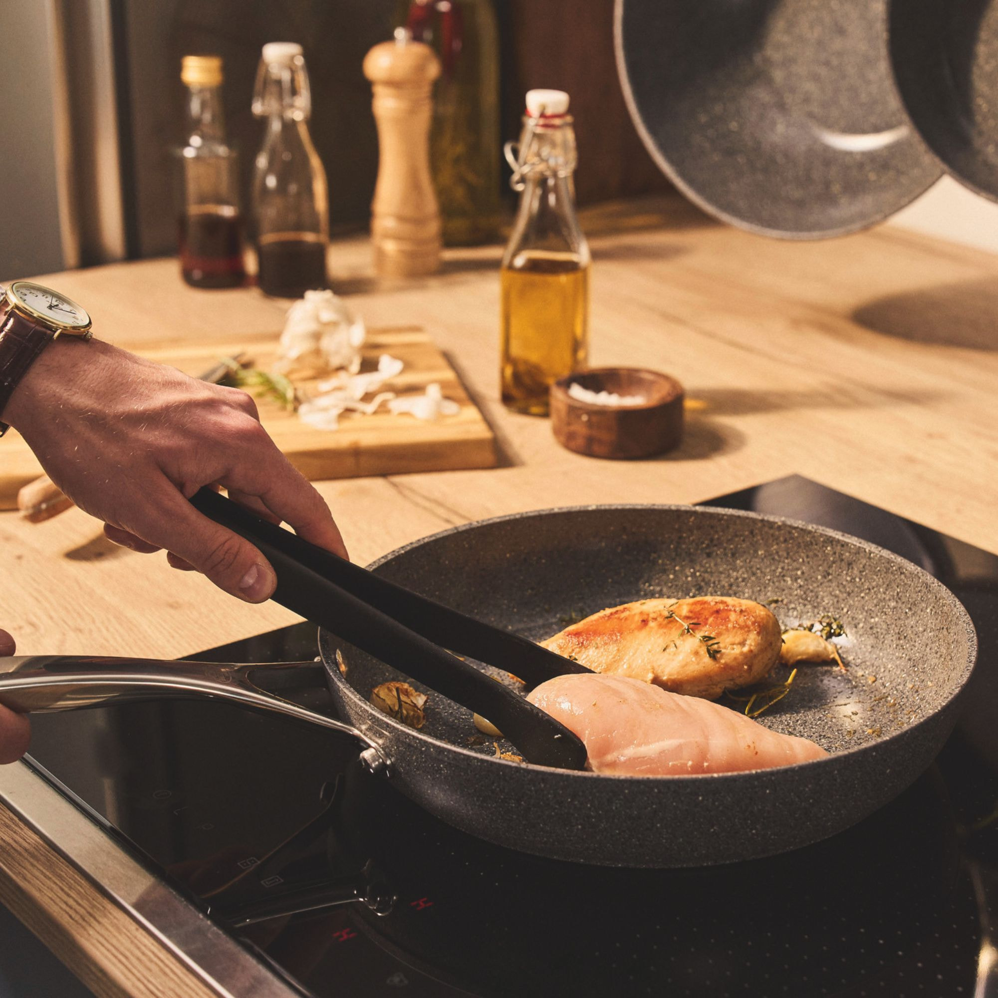 Poêle, 28 cm, Aluminium, Revêtement antiadhésif en céramique renforcée en titane