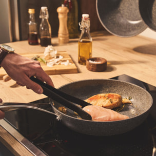 Poêle, 28 cm, Aluminium, Revêtement antiadhésif en céramique renforcée en titane