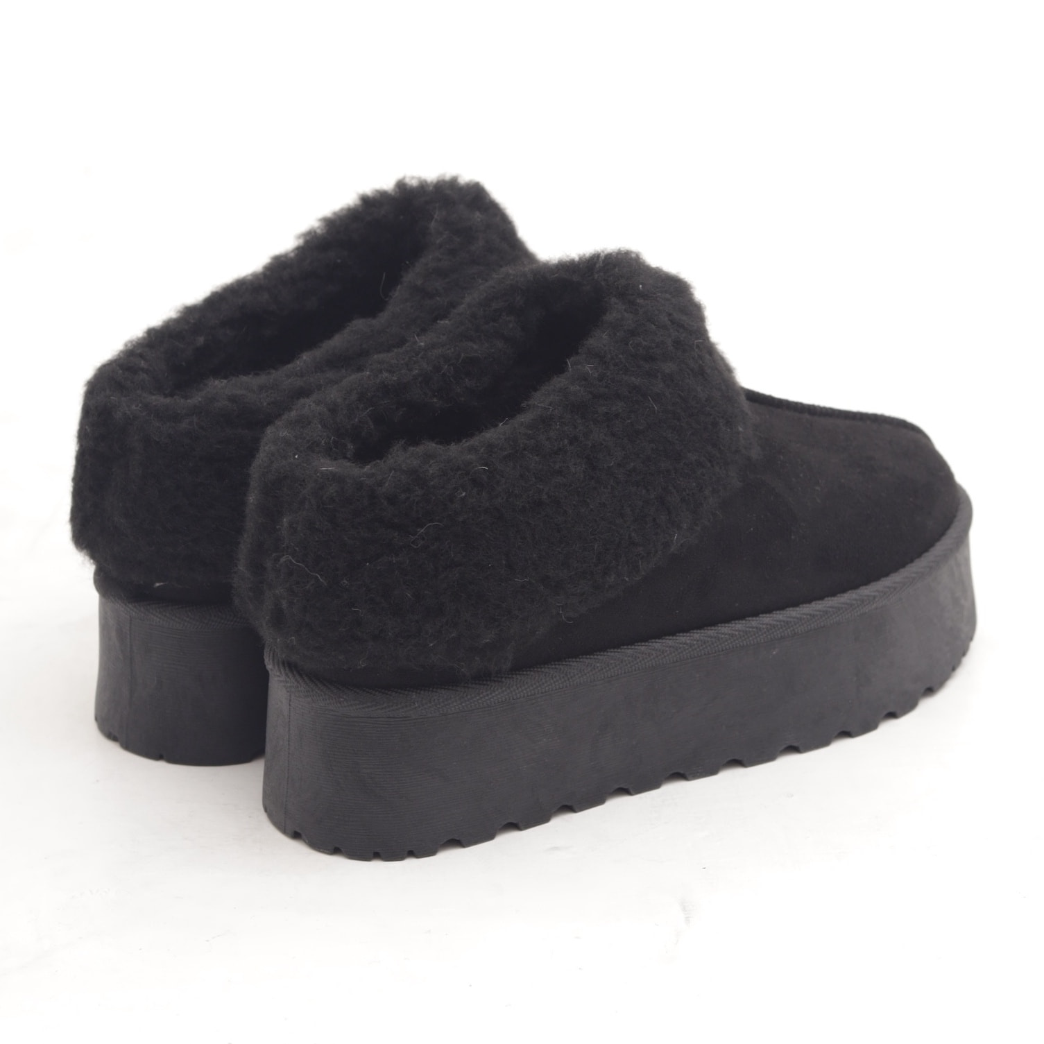SLIPPER MAMMUT RISVOLTATO NERO