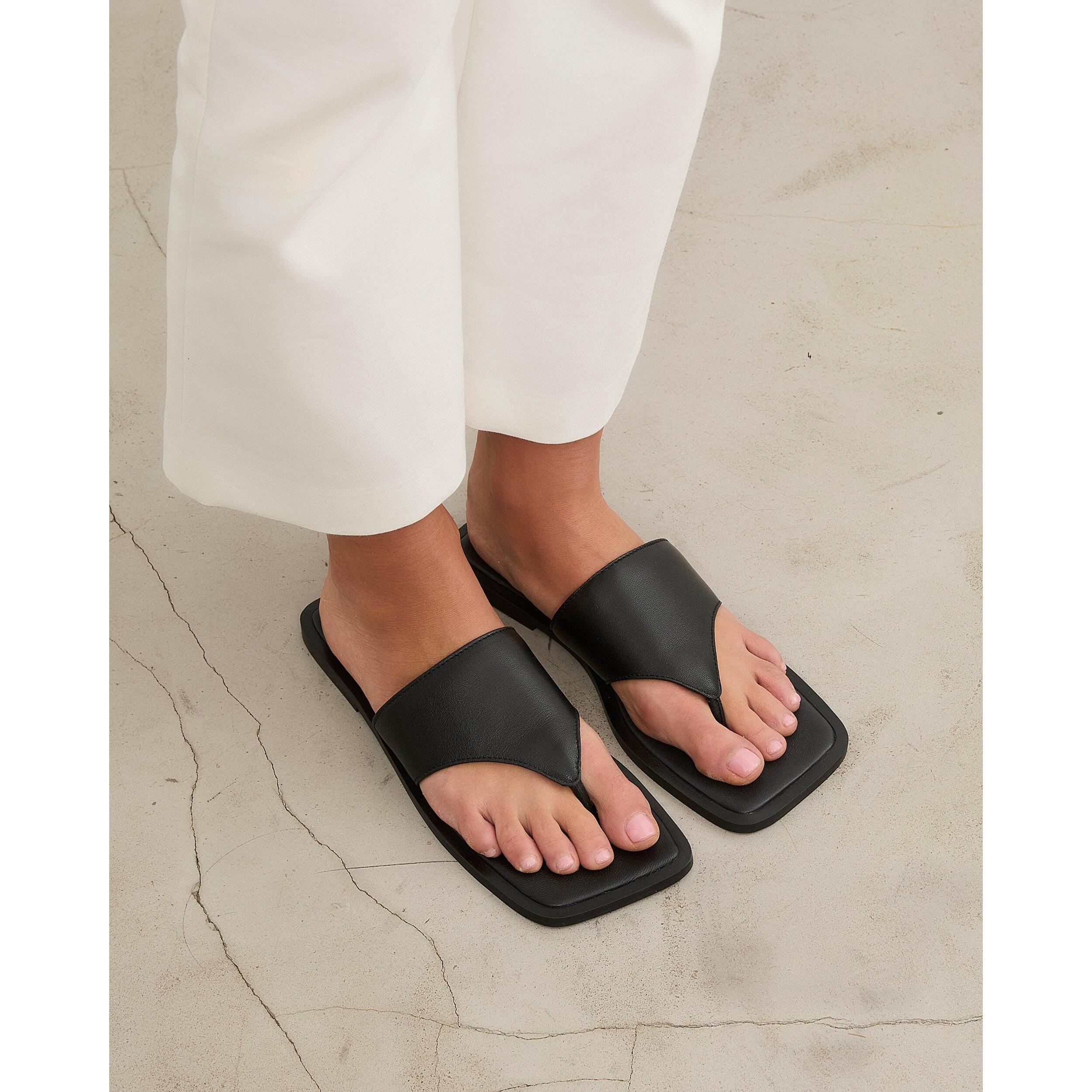 Sandalias planas Horsie Negro 1 cm