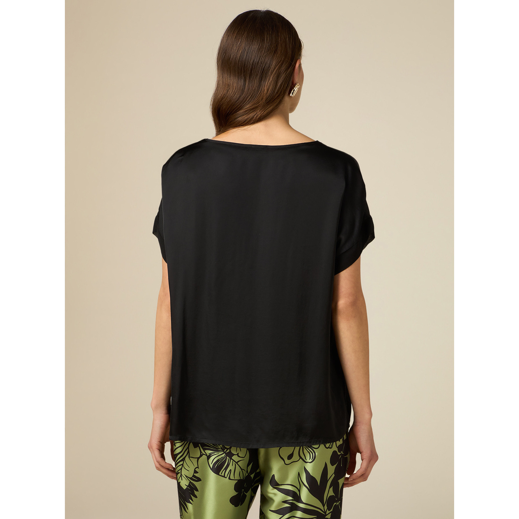 Oltre - Blusa in raso con taschino - Nero