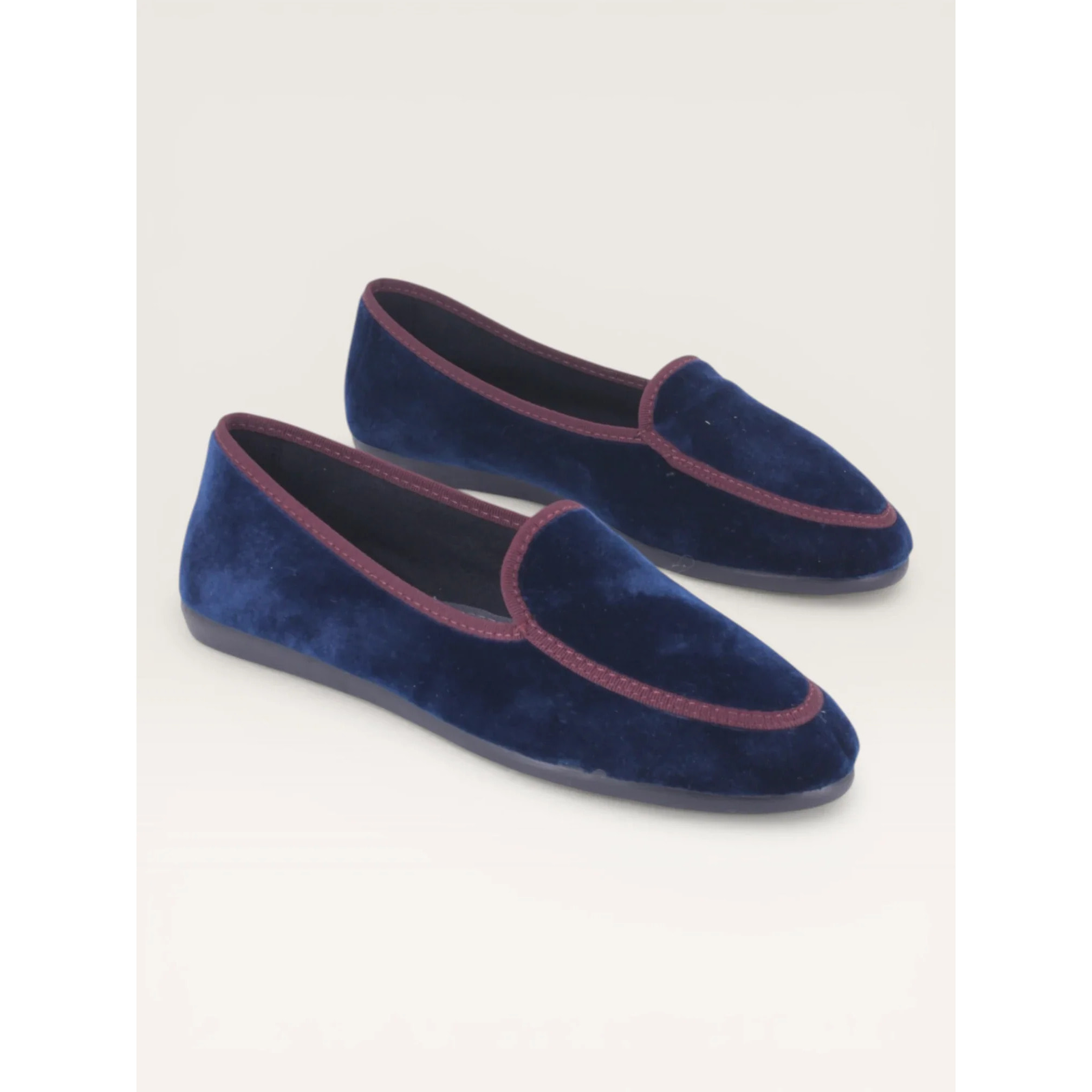 SENSE BlueBordeaux