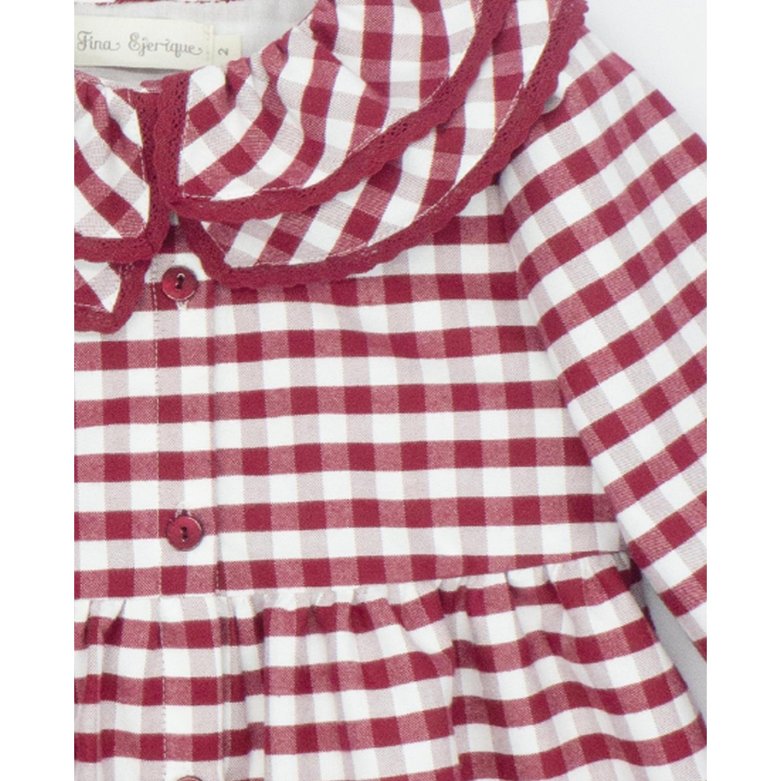 Vestidos a cuadros granates y blancos