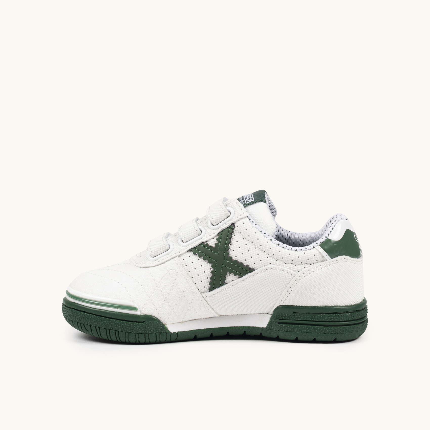 Zapatillas de Fútbol Sala Infantiles con Velcro Blancas y Verdes MUNICH G-3 KID VCO 450