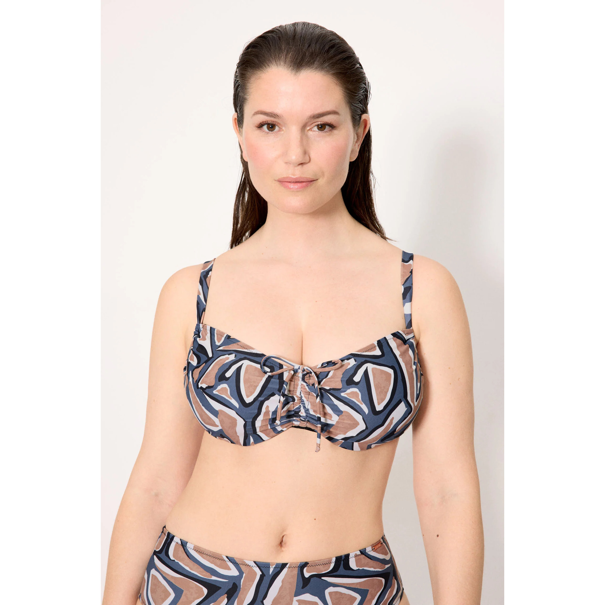 Top bikini contenitivo